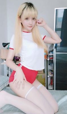 女性裸体啪啪拍无遮挡网站_十万网红美女美酱