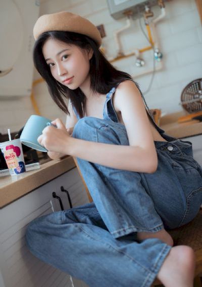 苍月奥特曼动画在线播放免费_十万网红美女美酱