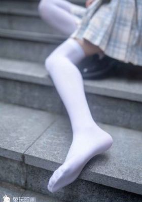 校霸被学霸玩到崩溃头条新闻_BD韩语免费观看电视剧