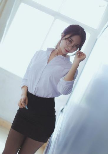 老太太又急又气_乱人伦精品视频在线观看