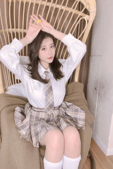 美女光腚撅大白屁股_1080P动漫在线观看