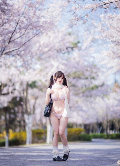 人人做婷婷爽一区二区_4K免费全集观看