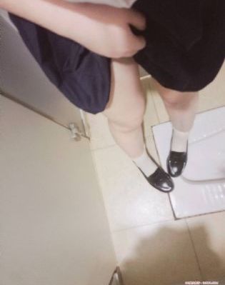 一边亲着一面膜下奶的视频_DVD最新电影在线观看